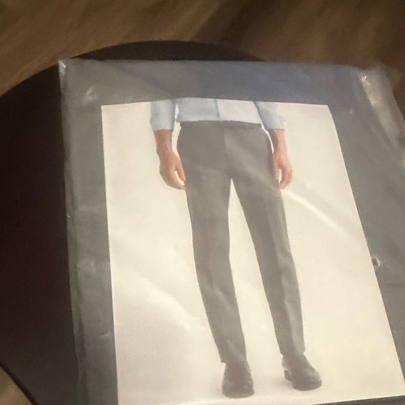 Banana Republic Men's Charcoal Dress Trousers - Picture 16 of 16